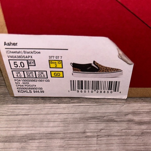 Cheetah print vans. Woman’s size 5 - Picture 4 of 4